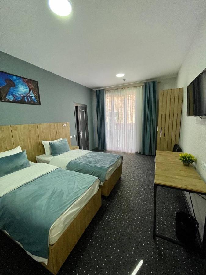 Bobur Hotel Tashkent Exterior foto