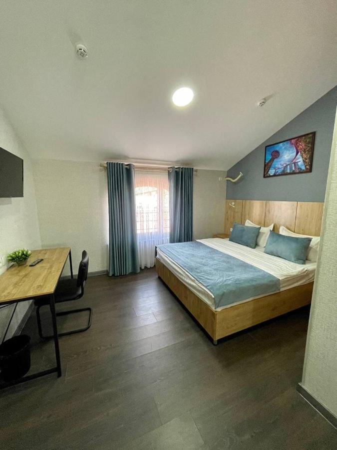 Bobur Hotel Tashkent Exterior foto