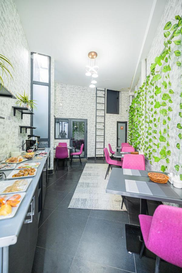 Bobur Hotel Tashkent Exterior foto